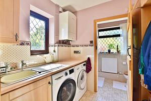 Photo 16- click for photo gallery